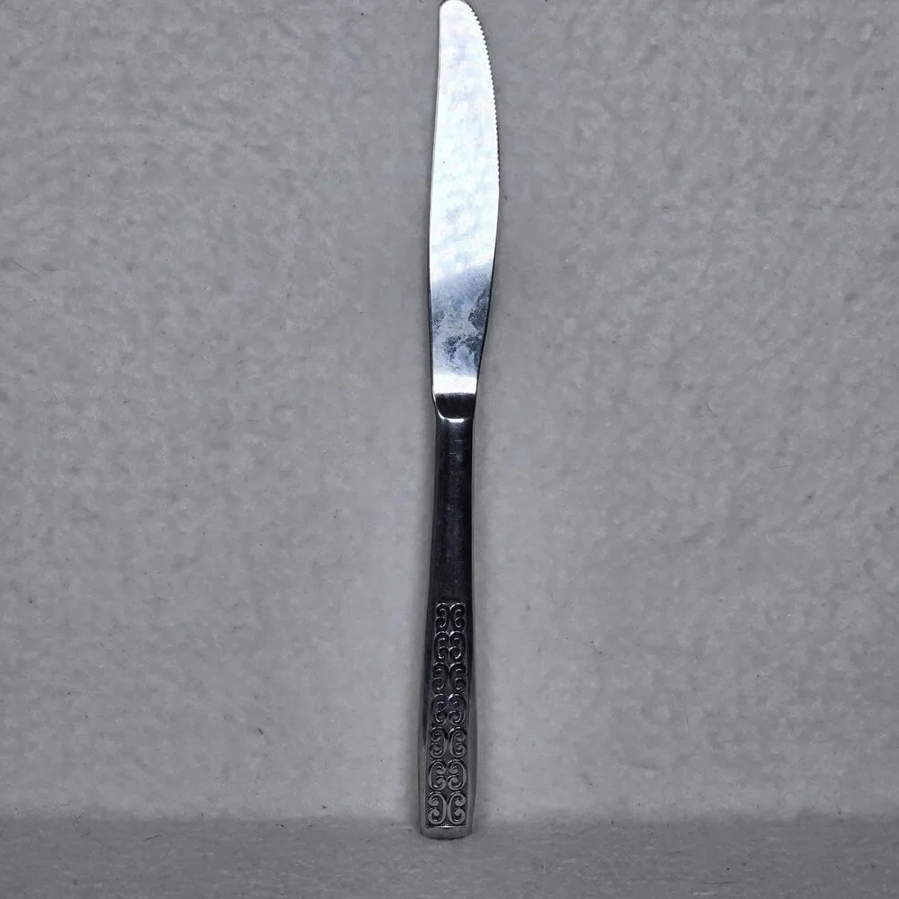 Vintage International Silver Serenata Knife 8 3/4